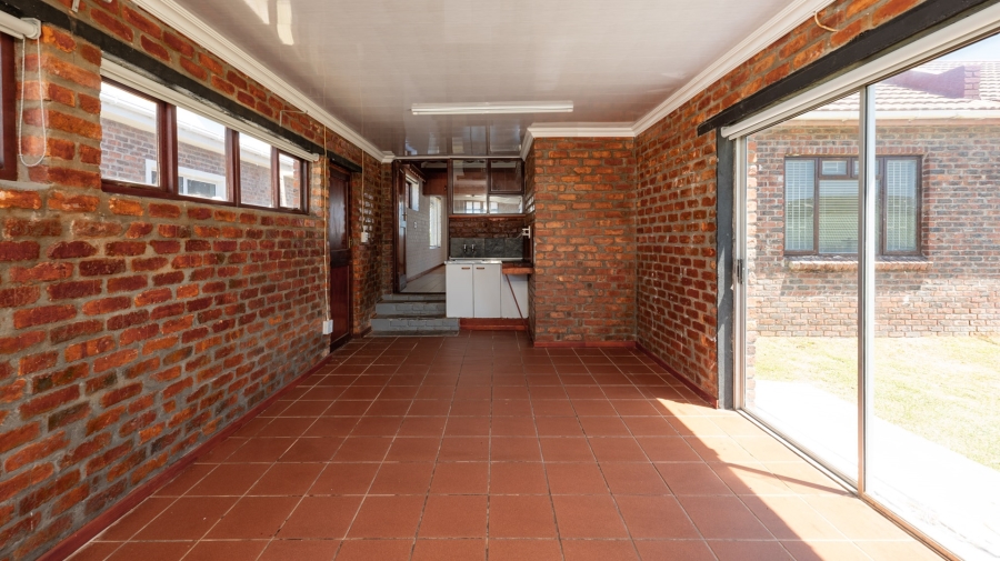 2 Bedroom Property for Sale in Agulhas Western Cape